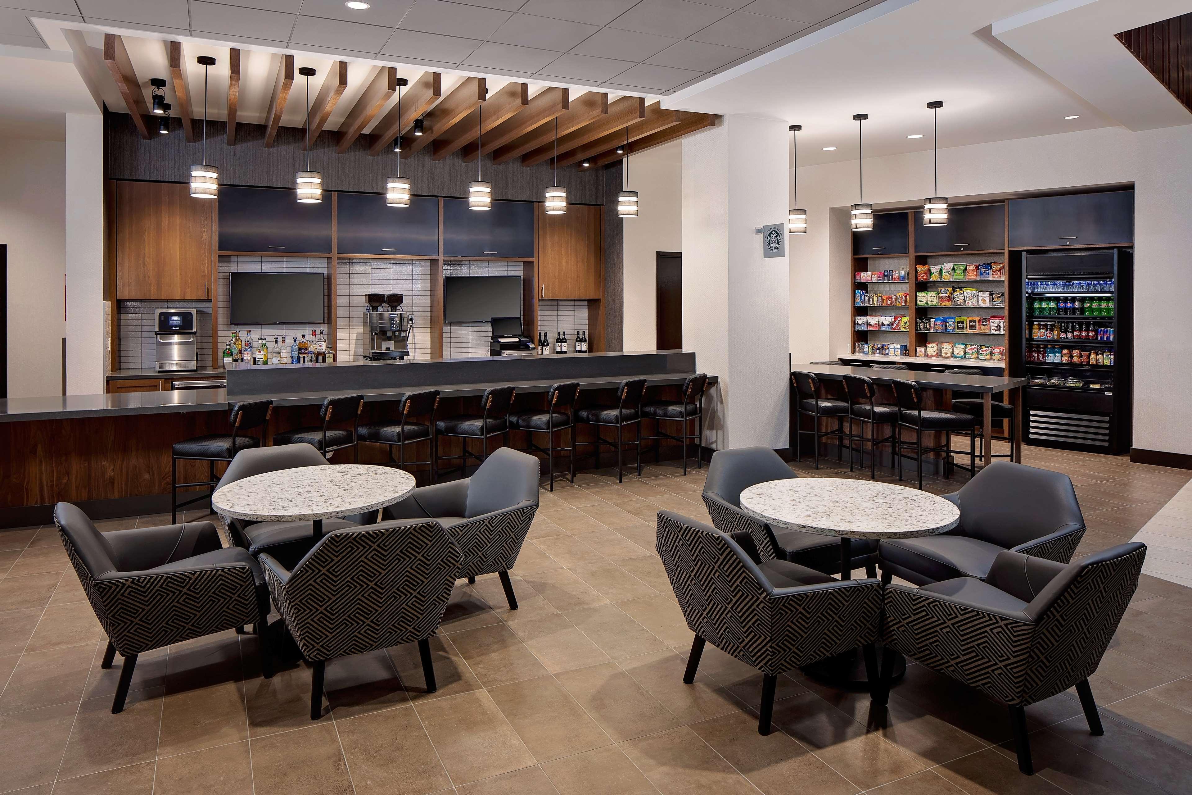 Hyatt Place Glendale/Los Angeles Extérieur photo