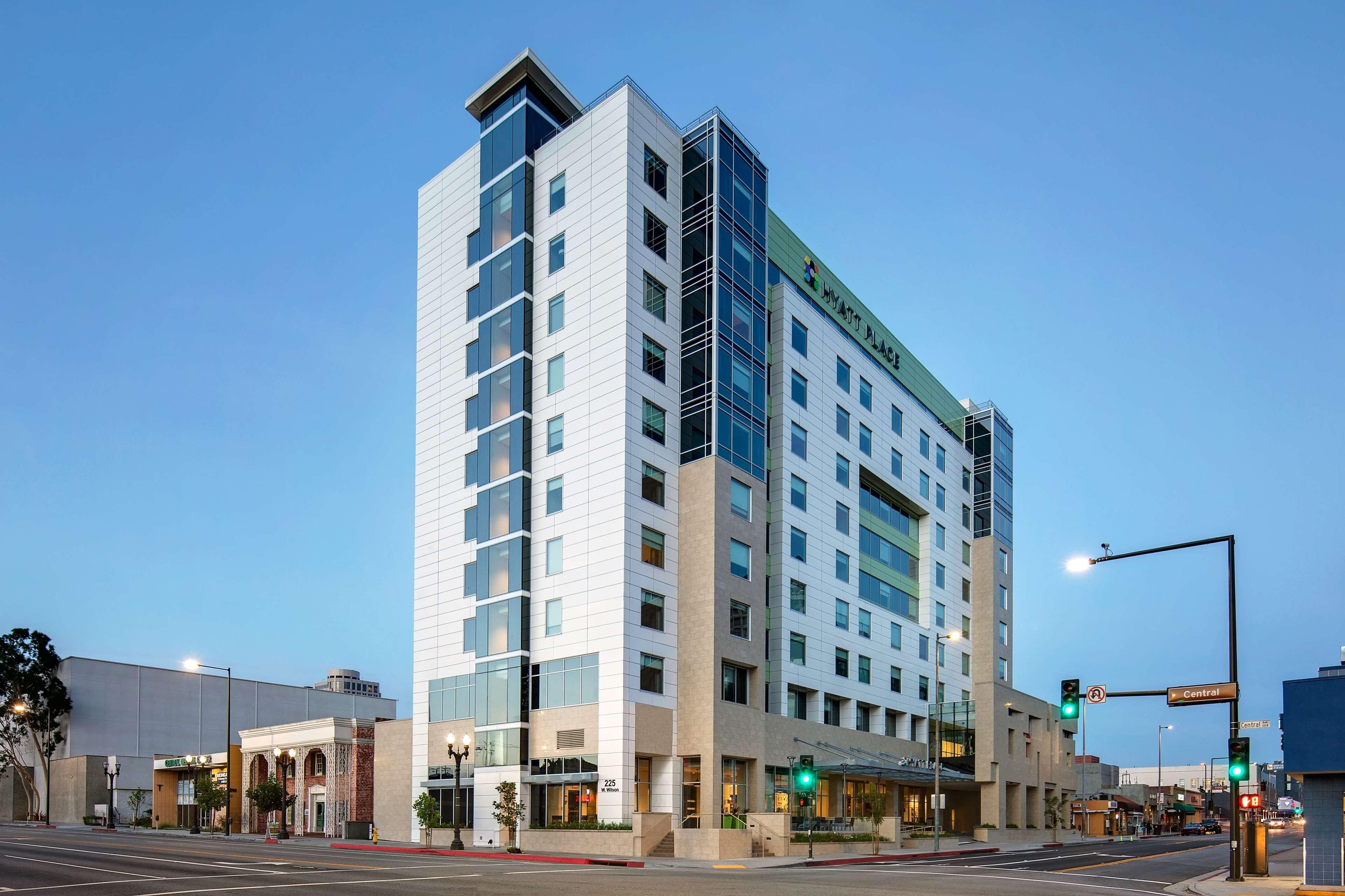Hyatt Place Glendale/Los Angeles Extérieur photo