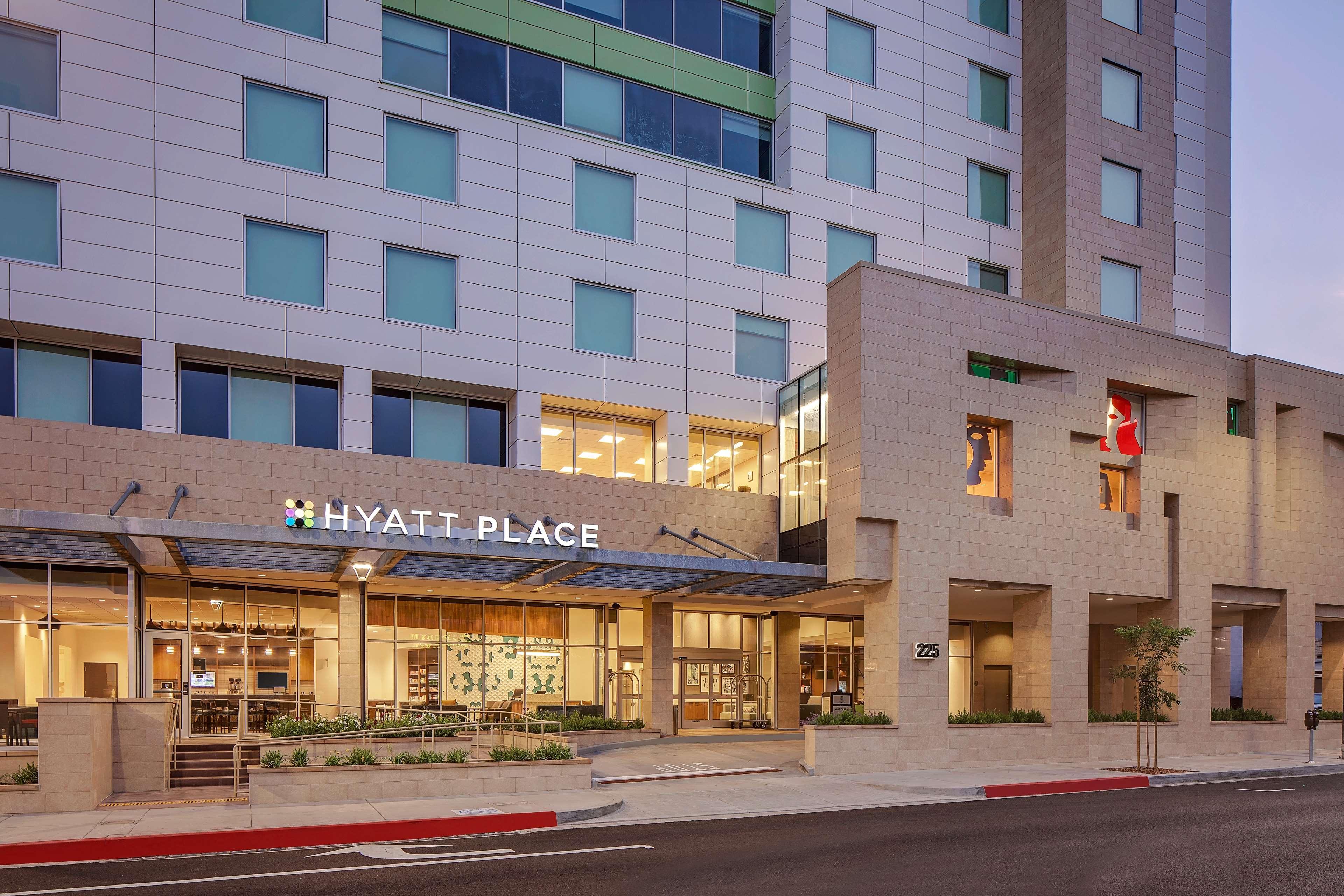 Hyatt Place Glendale/Los Angeles Extérieur photo