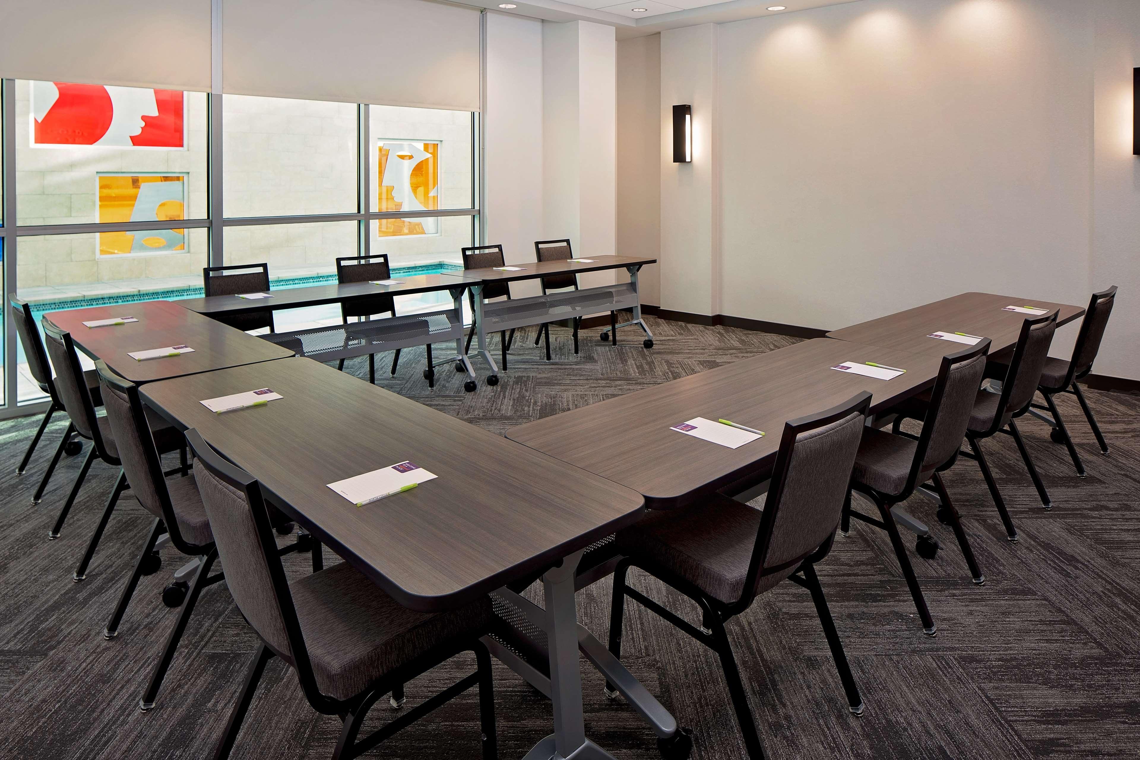 Hyatt Place Glendale/Los Angeles Extérieur photo