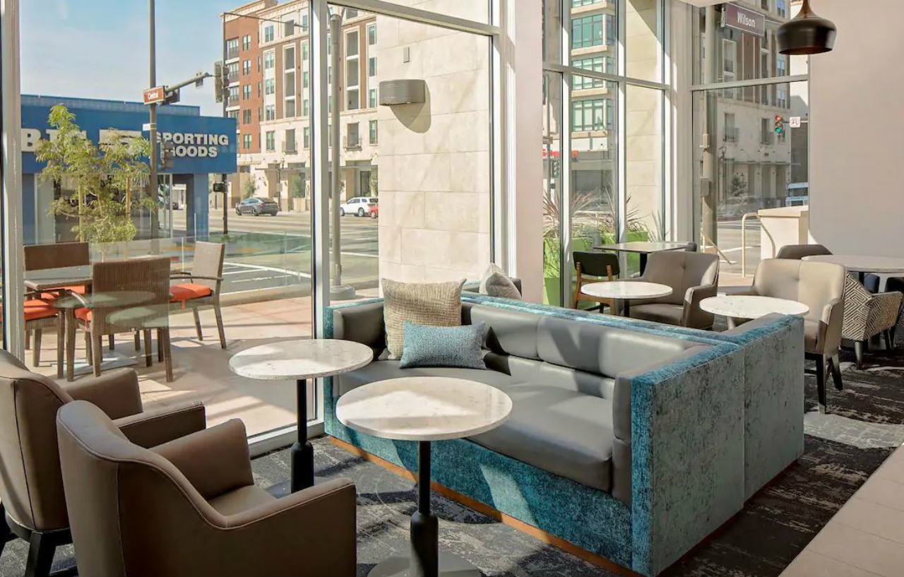 Hyatt Place Glendale/Los Angeles Extérieur photo